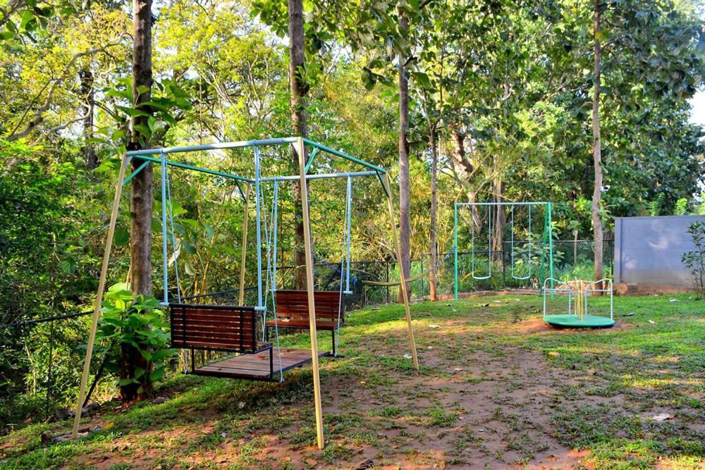 Kottawatta River Bank Resort 우다왈라웨 외부 사진